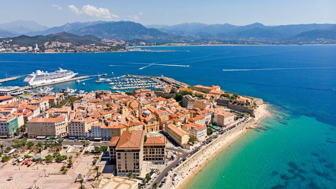 Résidence de vacances à Ajaccio : séjourner dans la cité impériale et son golfe